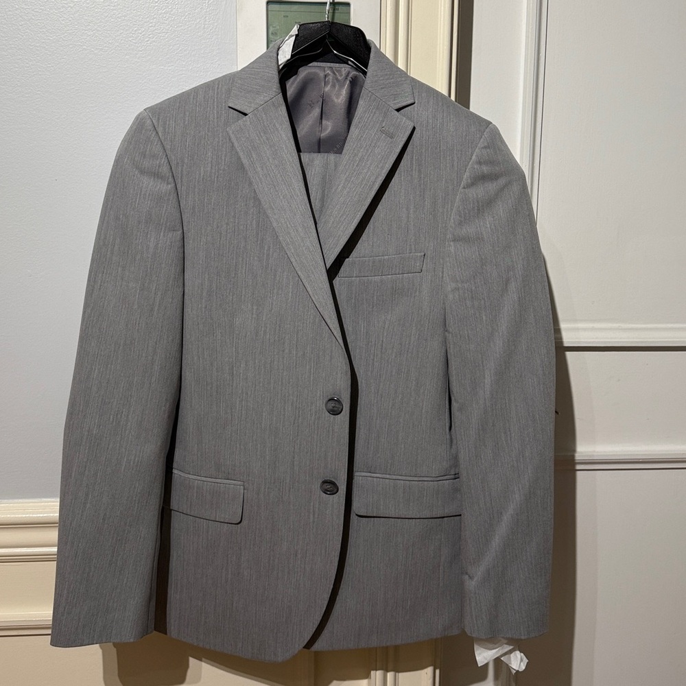 Brooks Brothers Youth size 16R Gray and Blue Blazer *In PERFECT condition*